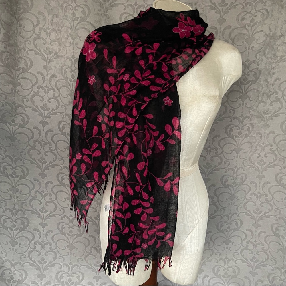 Floral Crewel Silk Shawl Wrap Scarf Throw Fuchsia Pink Black